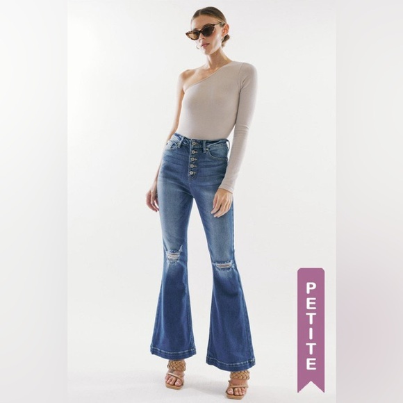Kancan Dixie Ultra High Rise Flare Jeans (Petite) - Picture 3 of 14